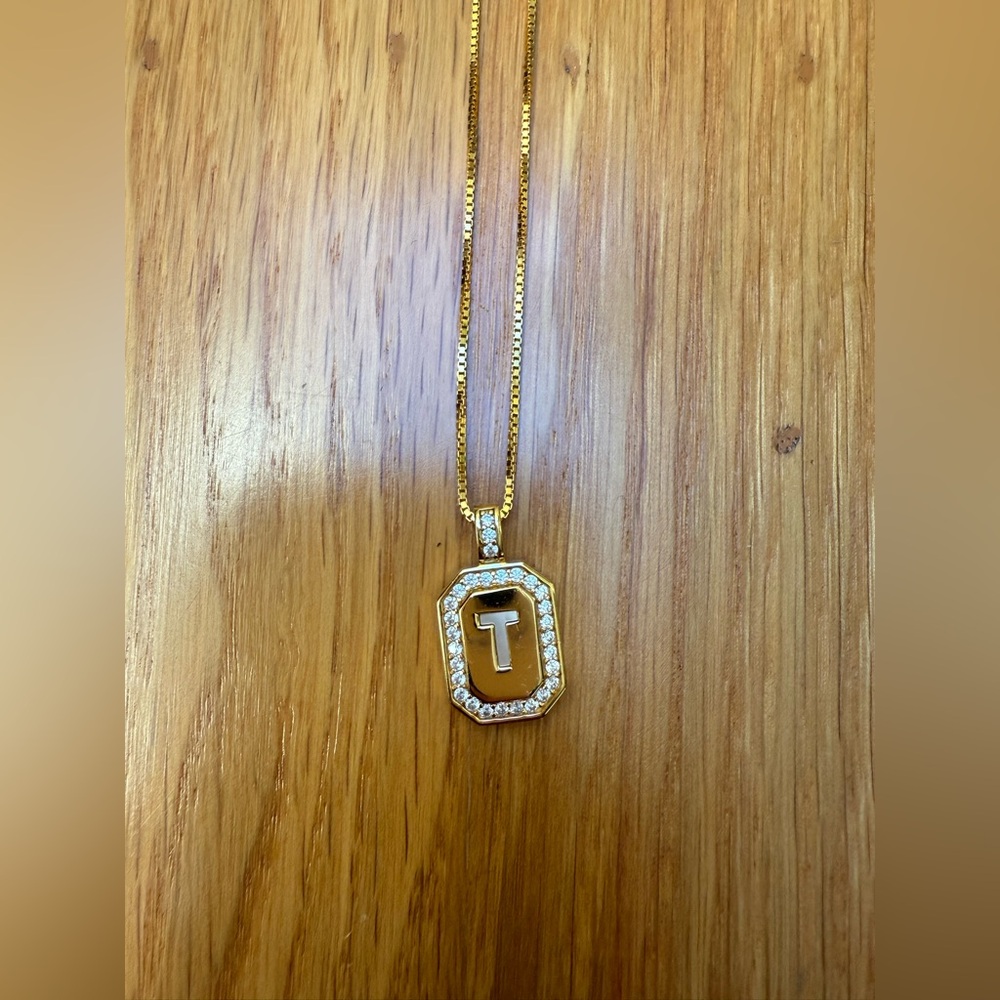 Chain & “T” initial pendant, 18-karat gold filled, 925 sterling silver based